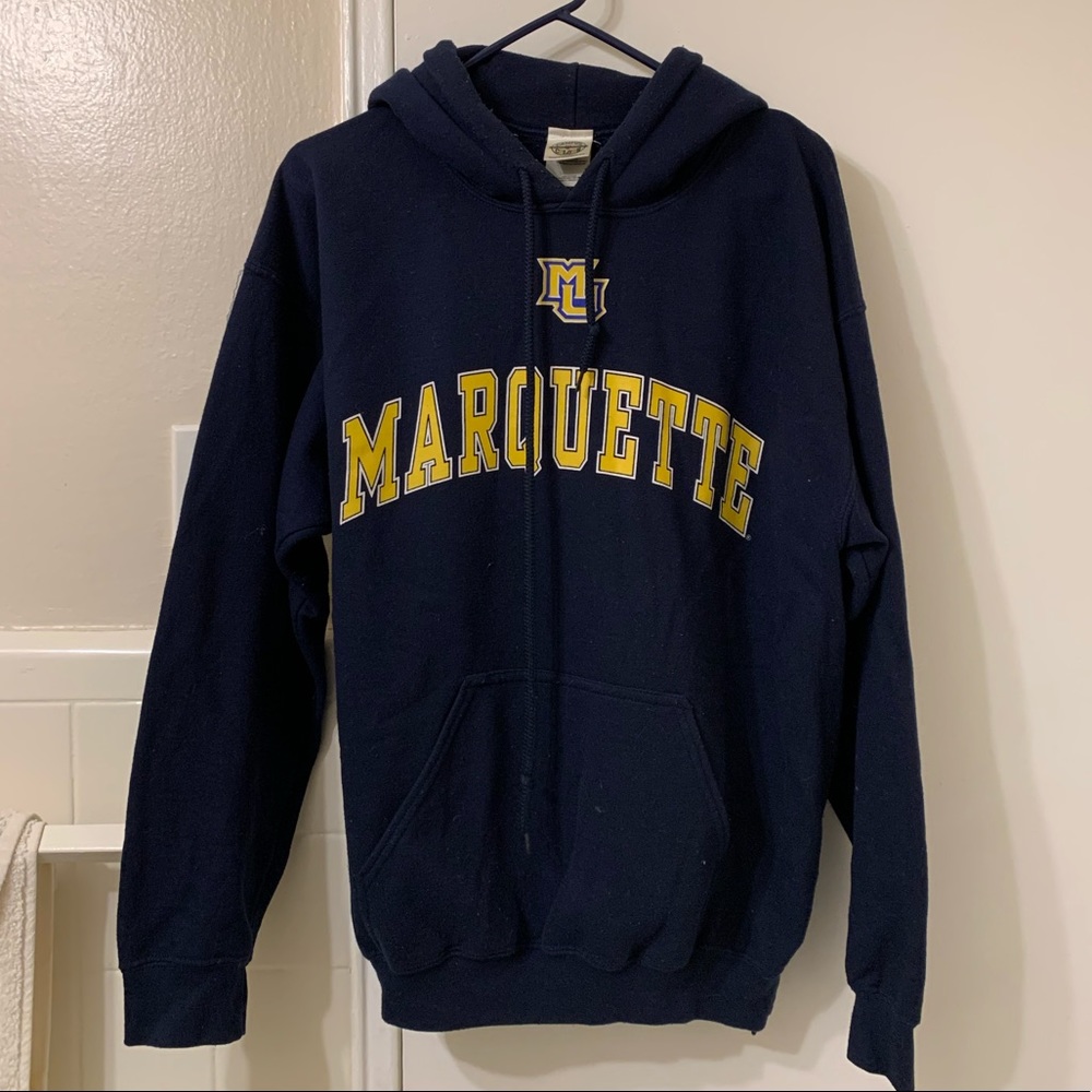 Marquette hooded sweatshirt Men’s Medium